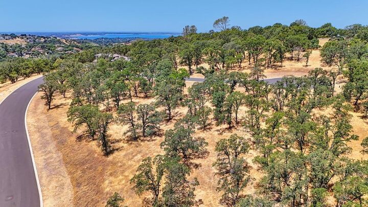 Property Photo: 723 Peabody Court CA 95762