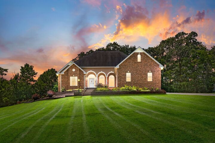 Property Photo:  2635 Lock B Rd N  TN 37043 