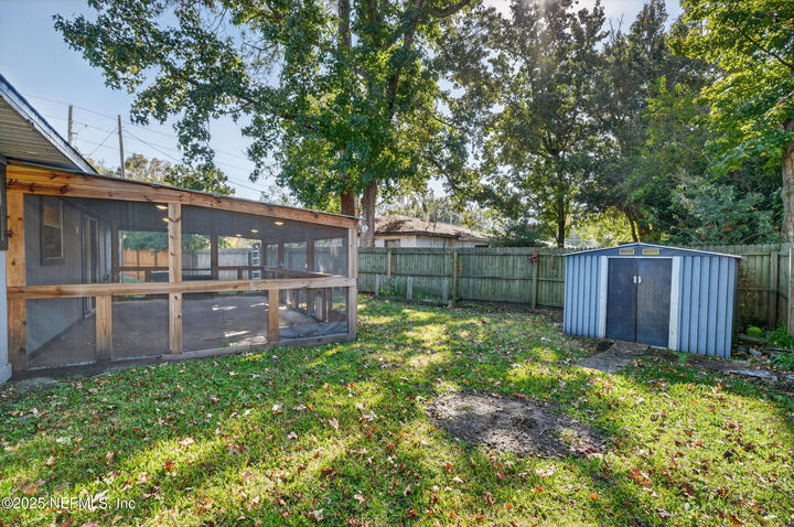 Property Photo: 466 Sally Street FL 32043