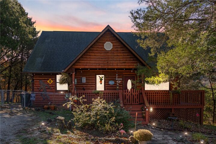 Property Photo: 18 Sunrise Avenue AR 72631