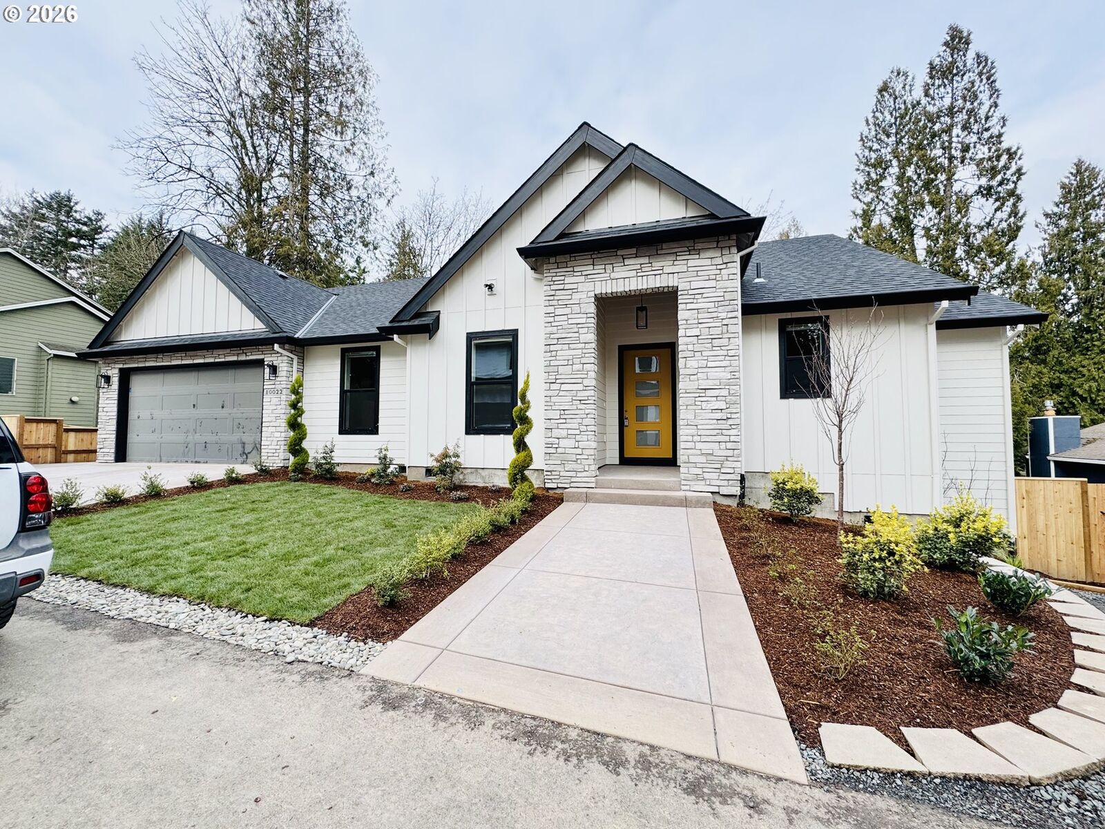 Property Photo: 10022 SW 72nd Ave OR 97223