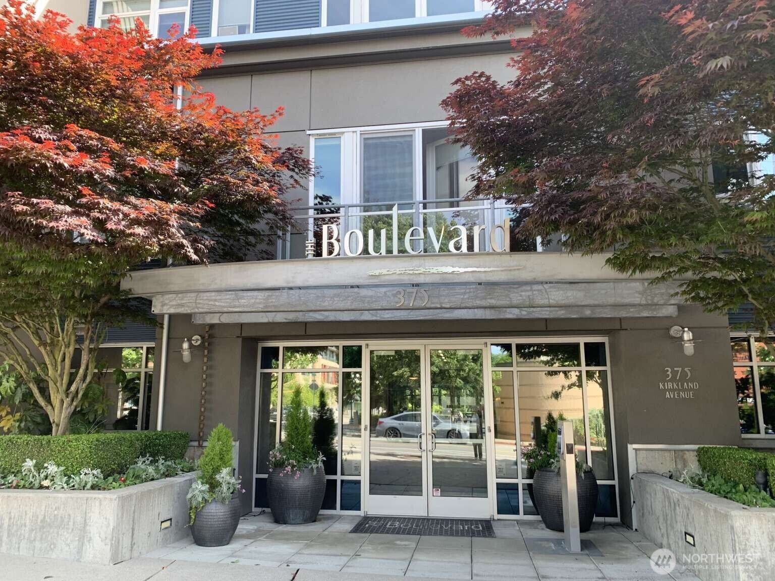 Property Photo: 375 Kirkland Avenue 145 WA 98033