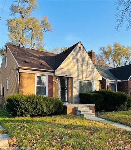 Property Photo:  13618 Grandmont Avenue  MI 48227 