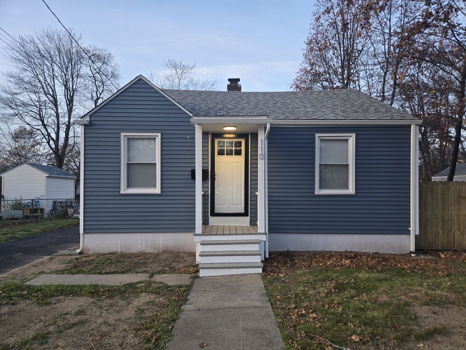 Property Photo:  110 Coolidge Street  CT 06106 