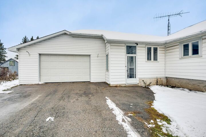 Property Photo: 18160 7 Highway ON K7H 3C6