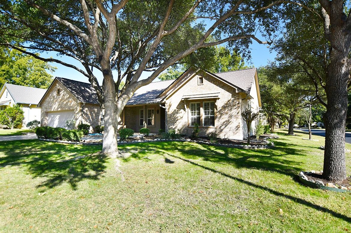 Property Photo:  108 High Trail Drive  TX 78633 