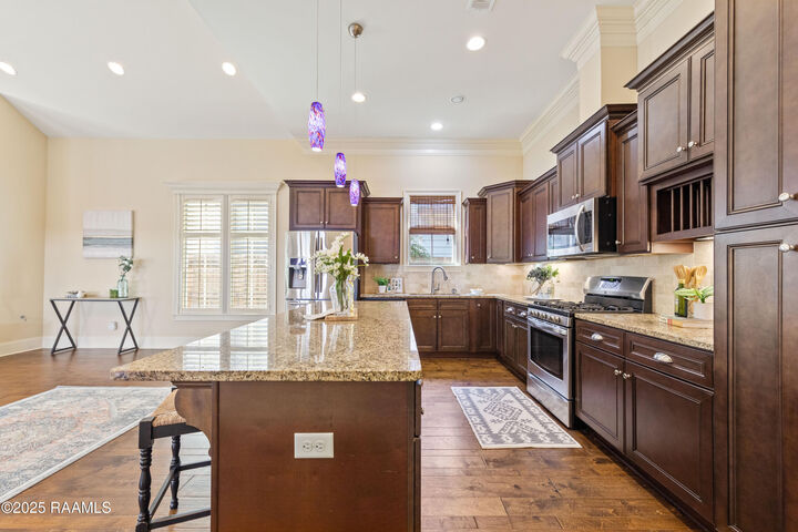 Property Photo: 210 Palfrey Parkway LA 70592