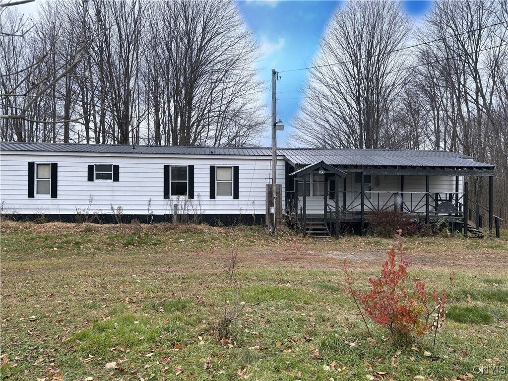 Property Photo: 499 Baldwin Road NY 13069