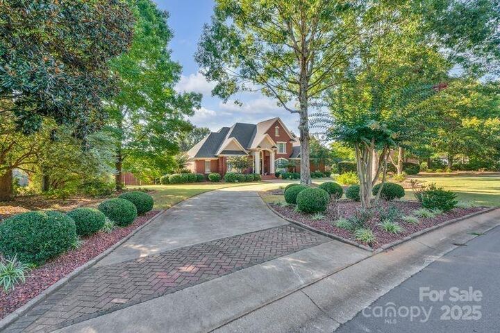 Property Photo: 137 Clearcreek Drive SC 29316
