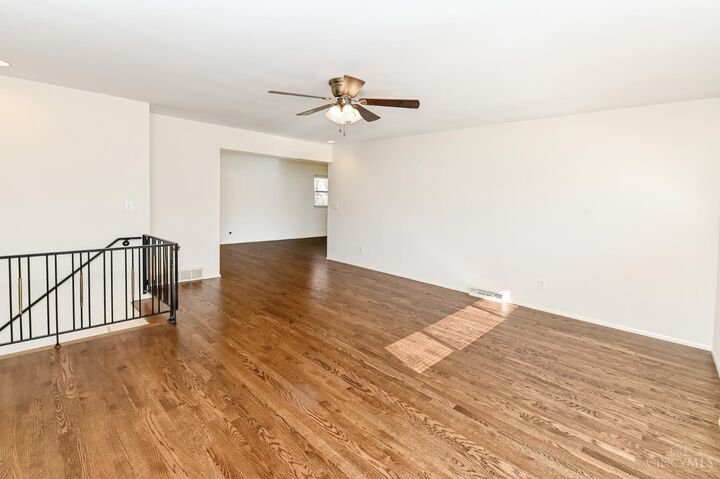 Property Photo:  8543 Foxcroft Drive  OH 45231 