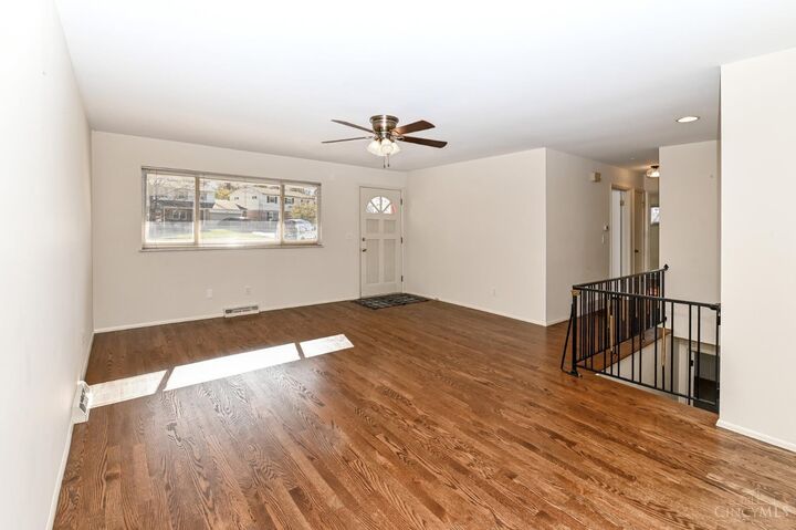 Property Photo: 8543 Foxcroft Drive OH 45231