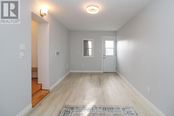 Photo de la propriété:  677 Orpington Road  ON K9J 4A5 