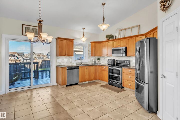 Property Photo: 4916 59 Avenue AB T9M 0C2