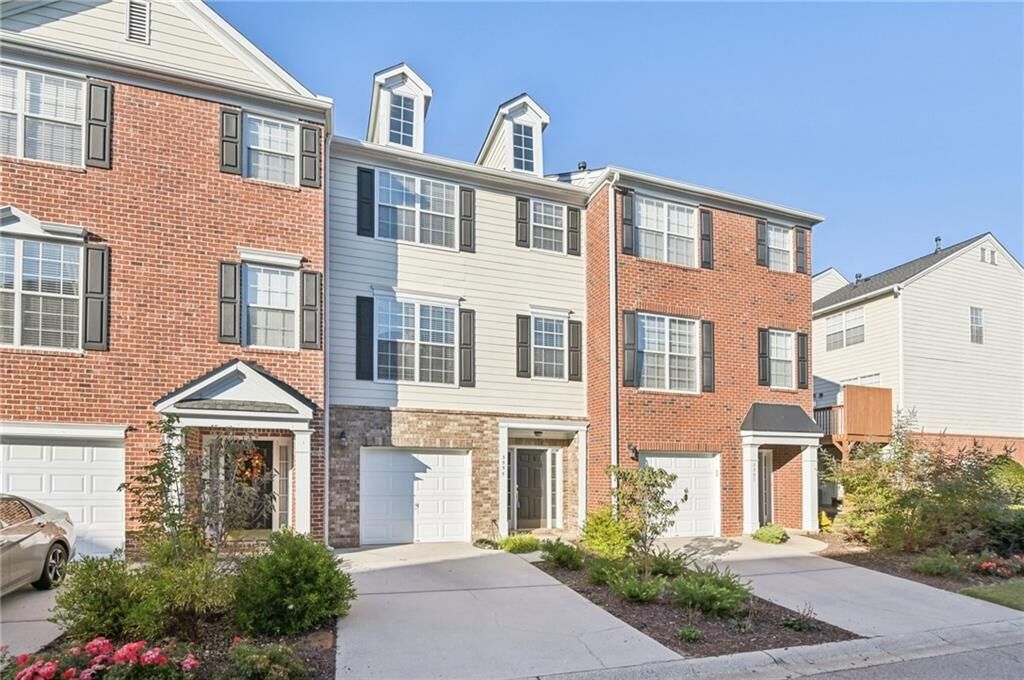 Property Photo:  3555 Chattahoochee Summit Lane SE 23  GA 30339 