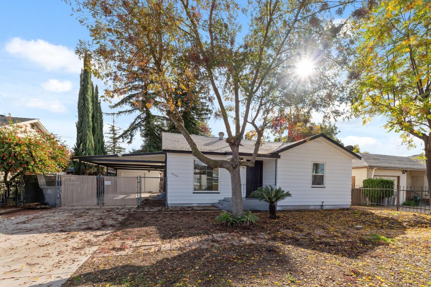 Property Photo:  3226 Circle Court W  CA 93703 