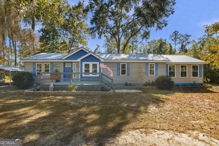 Property Photo:  1264 SE Jones Way  GA 31305 