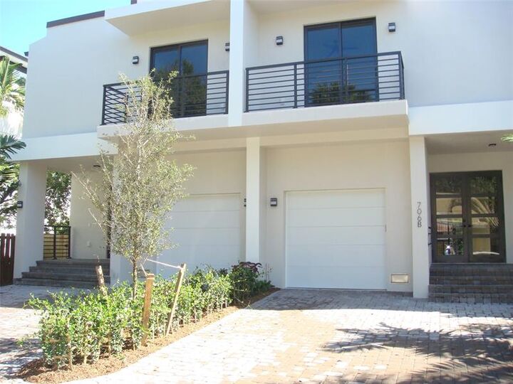 706 SW 9 Te A  Fort Lauderdale FL 33315 photo