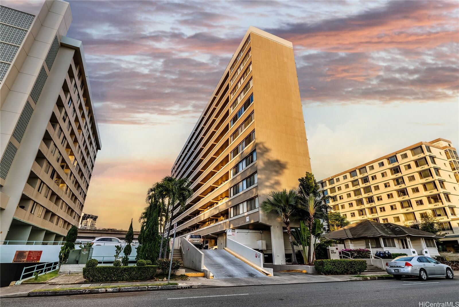 Property Photo: 1134 Kinau Street 801 HI 96814