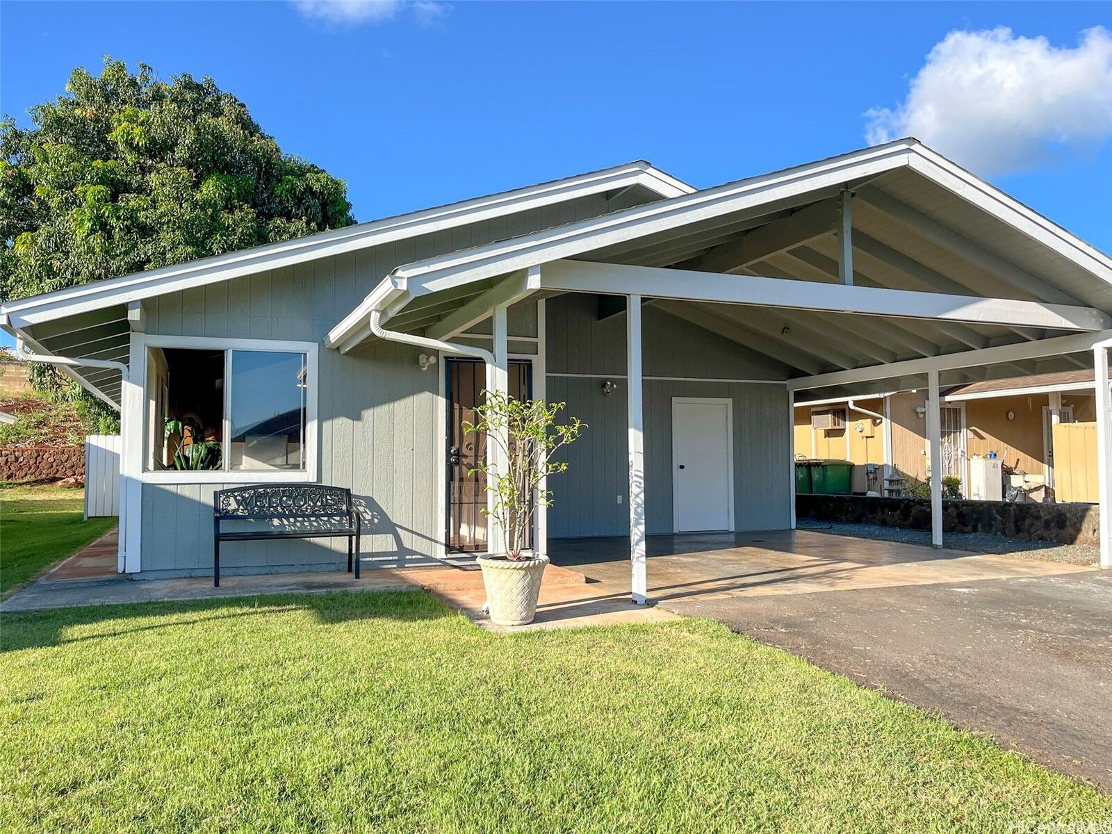 Property Photo:  95-135 Hamumu Place  HI 96789 