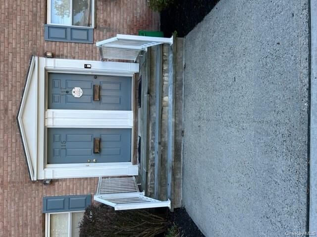 Property Photo:  115 Meyer Oval  NY 10965 