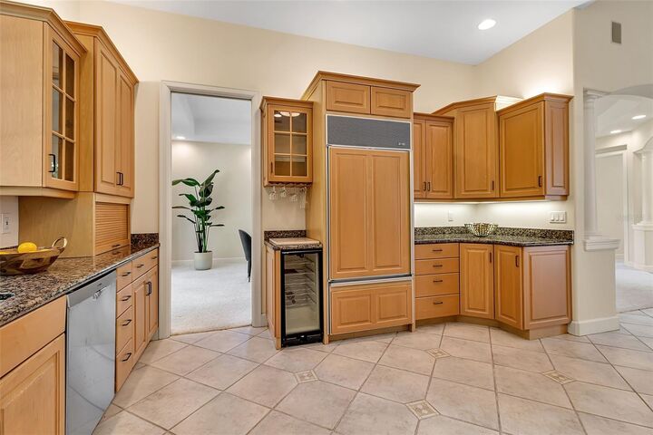 Property Photo:  137 Osprey Point Drive  FL 34229 