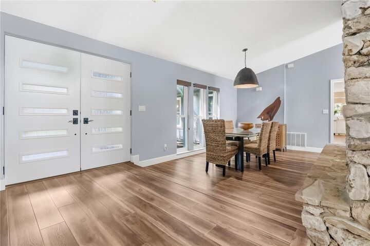 Property Photo: 312 Riverbend Boulevard FL 32779