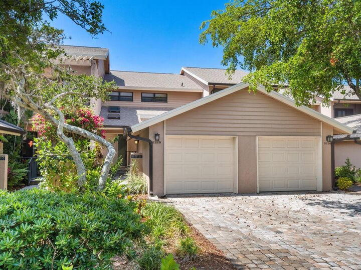 Property Photo:  5228 Landings Boulevard 202  FL 34231 