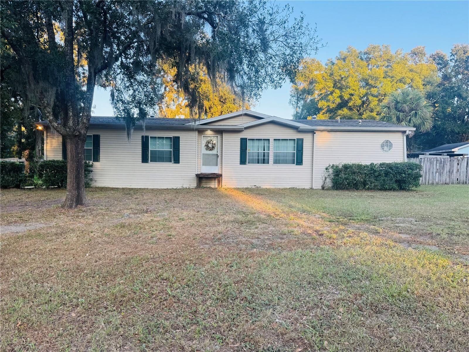 Property Photo:  10603 Skewlee Gardens Drive  FL 33592 