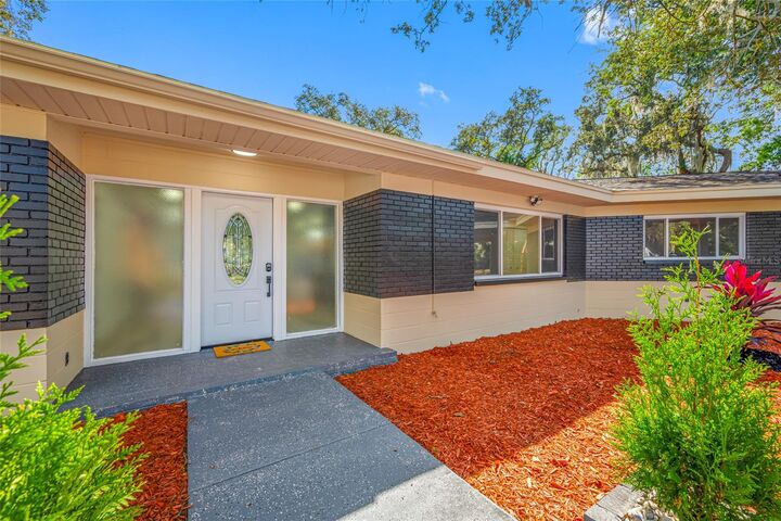 Property Photo:  7601 Pine Hill Drive  FL 33617 