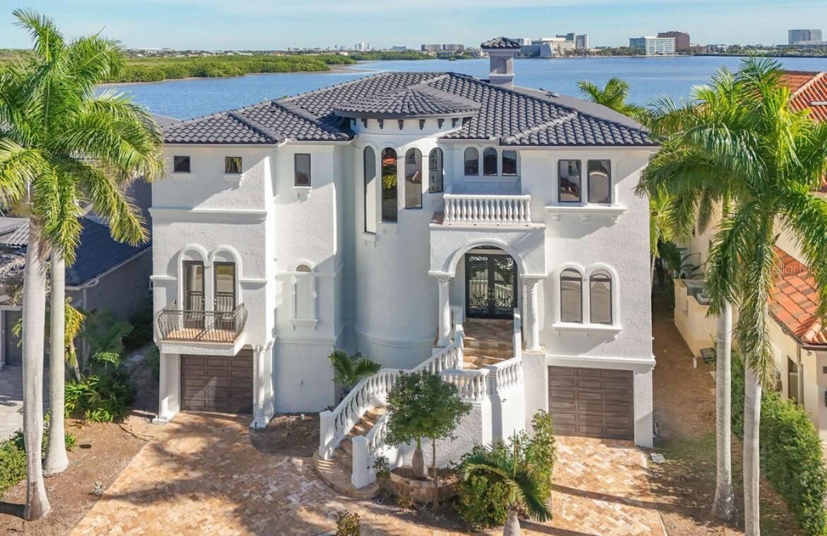 Property Photo: 4107 Causeway Vista Drive FL 33615