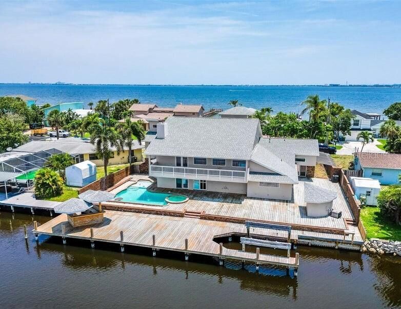 Property Photo:  397 Milford Point Drive  FL 32952 