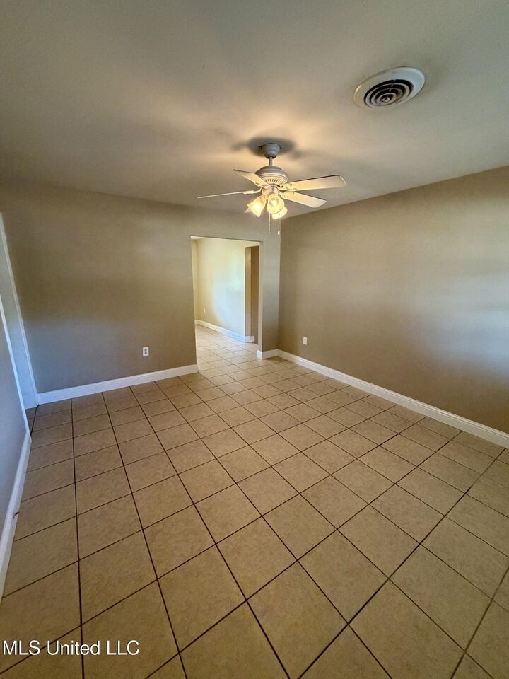 Property Photo:  2903 Audubon Drive  MS 39501 