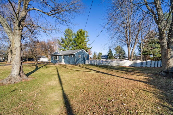 Property Photo:  155 S Harvey Road  MI 49201 