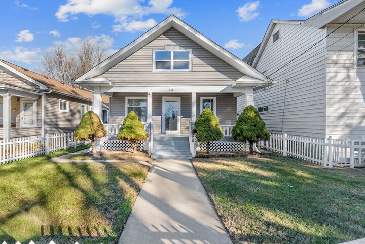 446 Seminary Avenue  Aurora IL 60505 photo