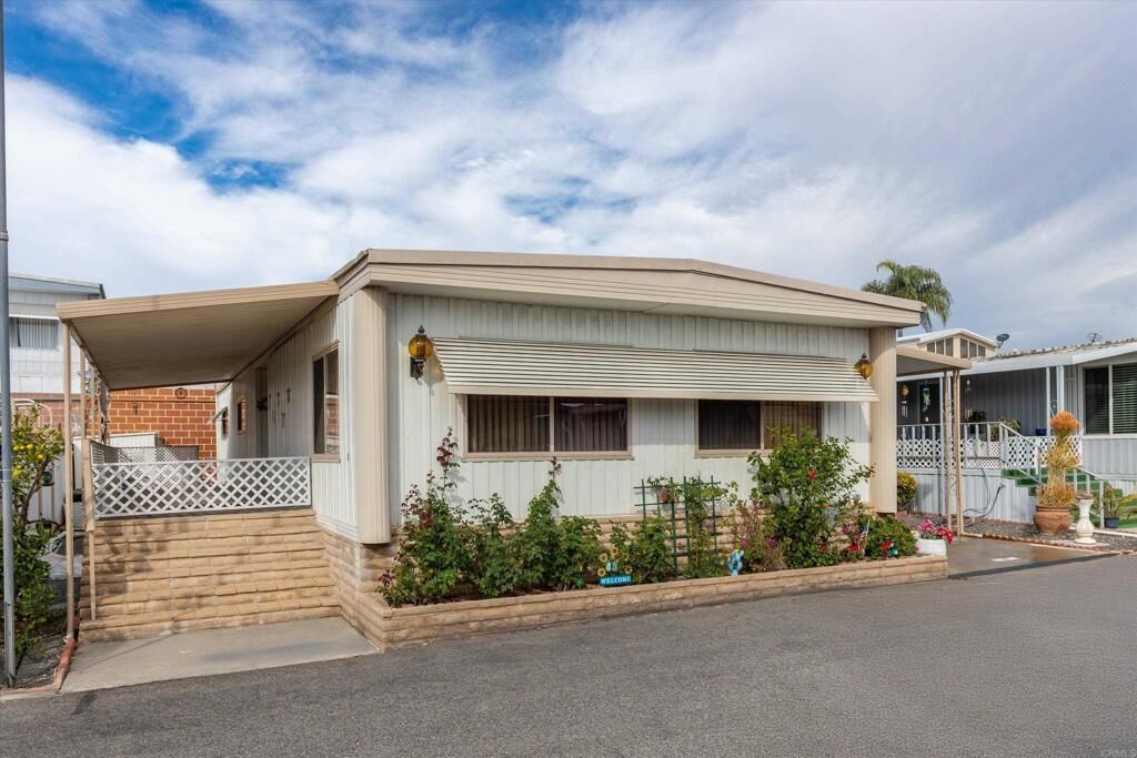 Property Photo:  65 Brookside Lane  CA 92056 