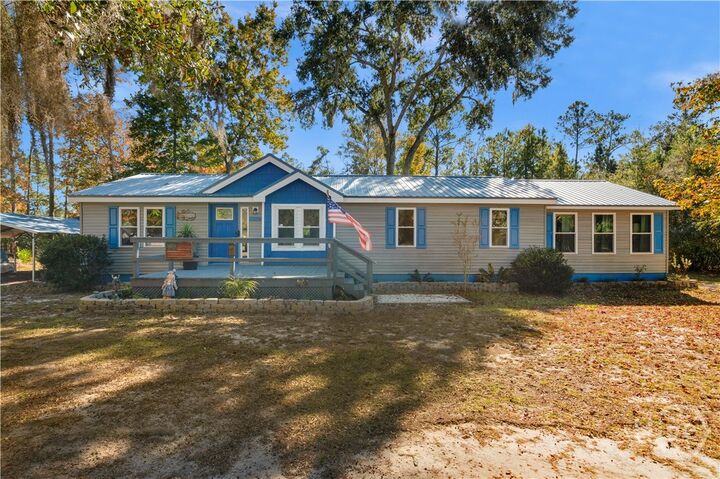Property Photo: 1264 SE Jones Way GA 31305