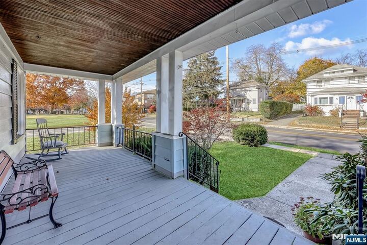 Property Photo:  312 Rochelle Avenue  NJ 07662 