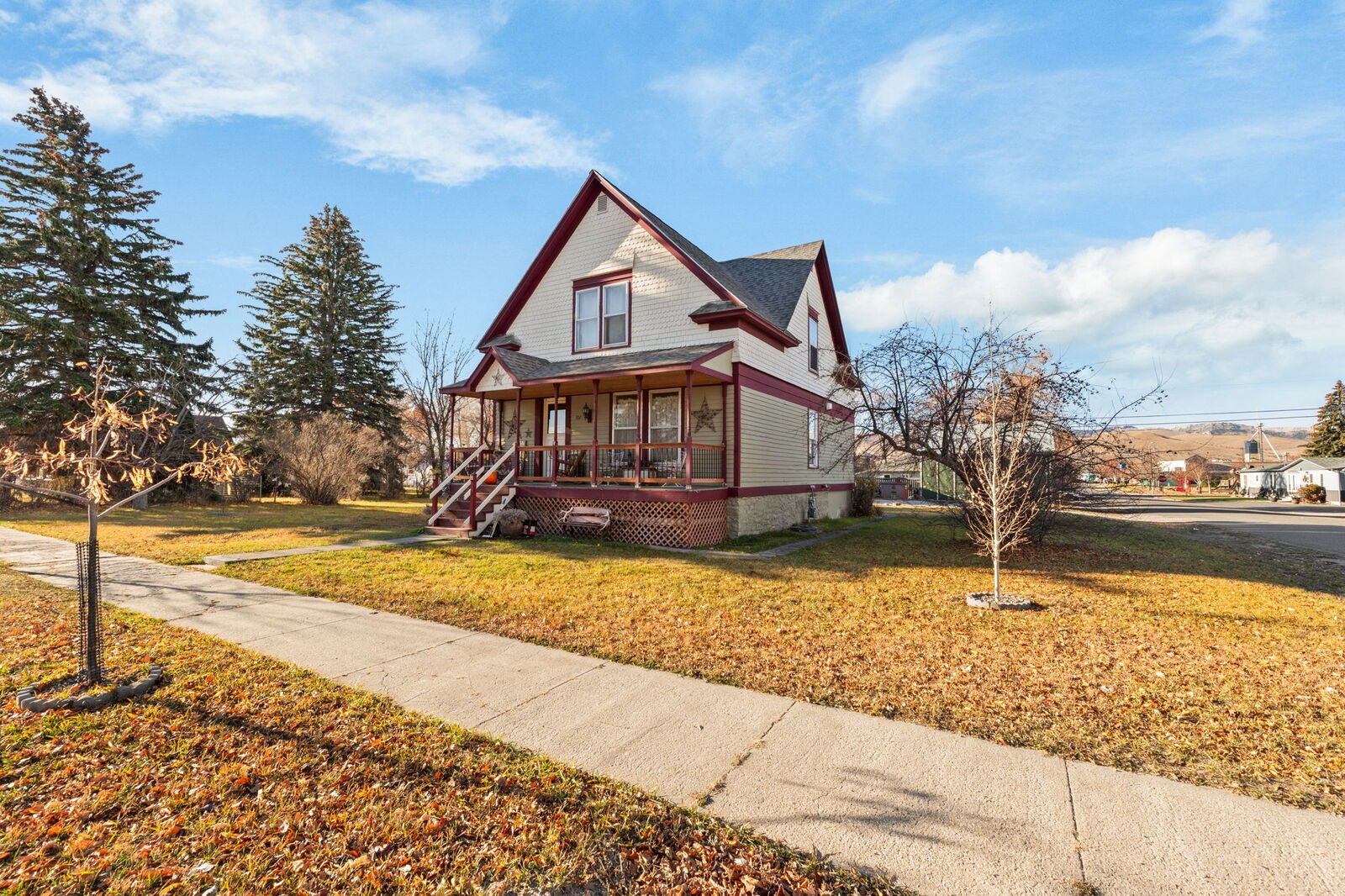 Property Photo:  302 S Spruce Street  MT 59644 