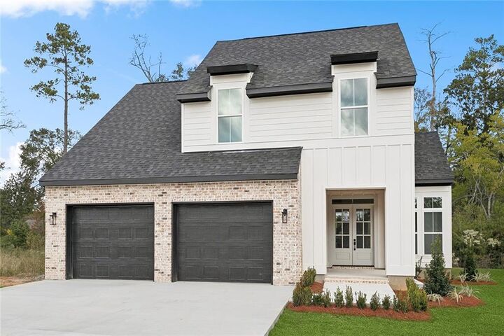 Property Photo: 17314 Paddock Circle LA 70403