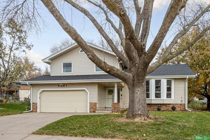 Property Photo: 6021 S 109th Avenue Circle NE 68137