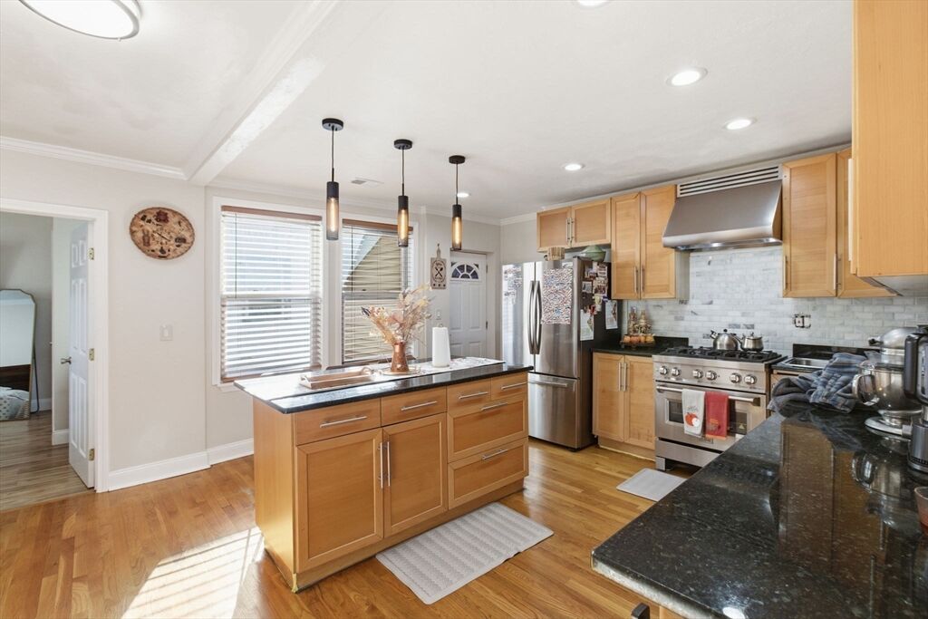 Property Photo:  408 Seaver St 2  MA 02121 