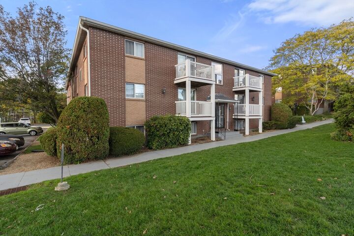 Property Photo:  596 Boston Post Rd E 23  MA 01752 