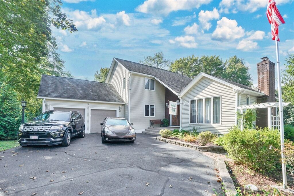 Property Photo: 416 Hillcrest MA 01089