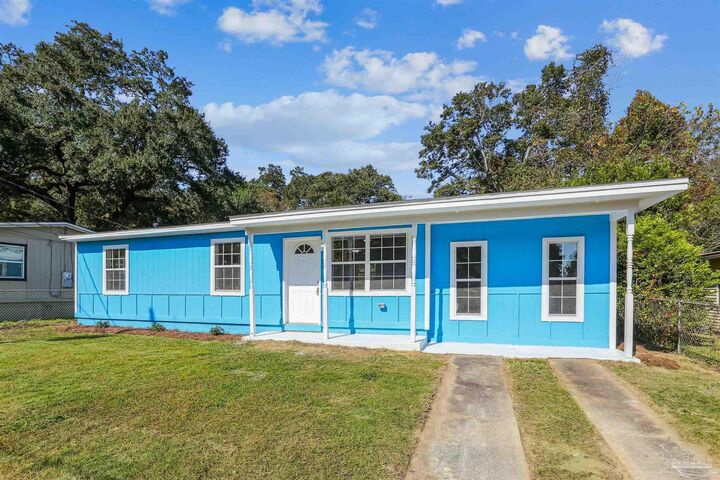 Property Photo:  1016 Fremont Ave  FL 32505 