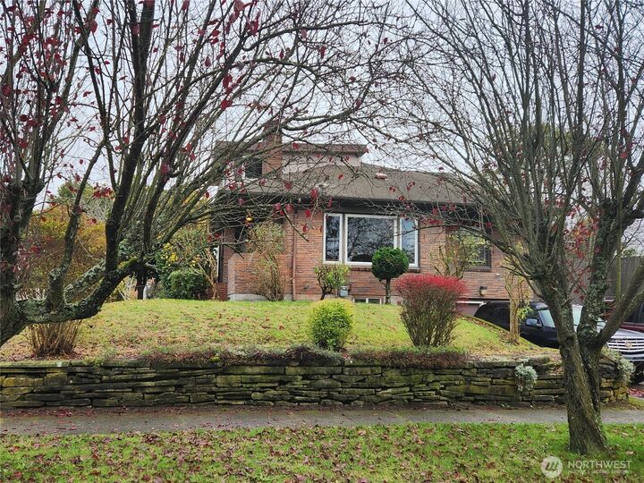 Property Photo:  616 S 63rd St  WA 98408 