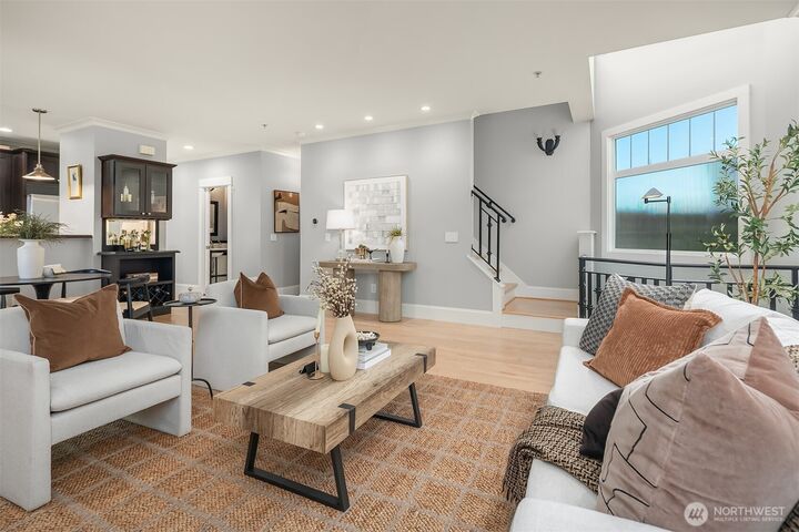 Property Photo:  1206 E Republican Street  WA 98102 