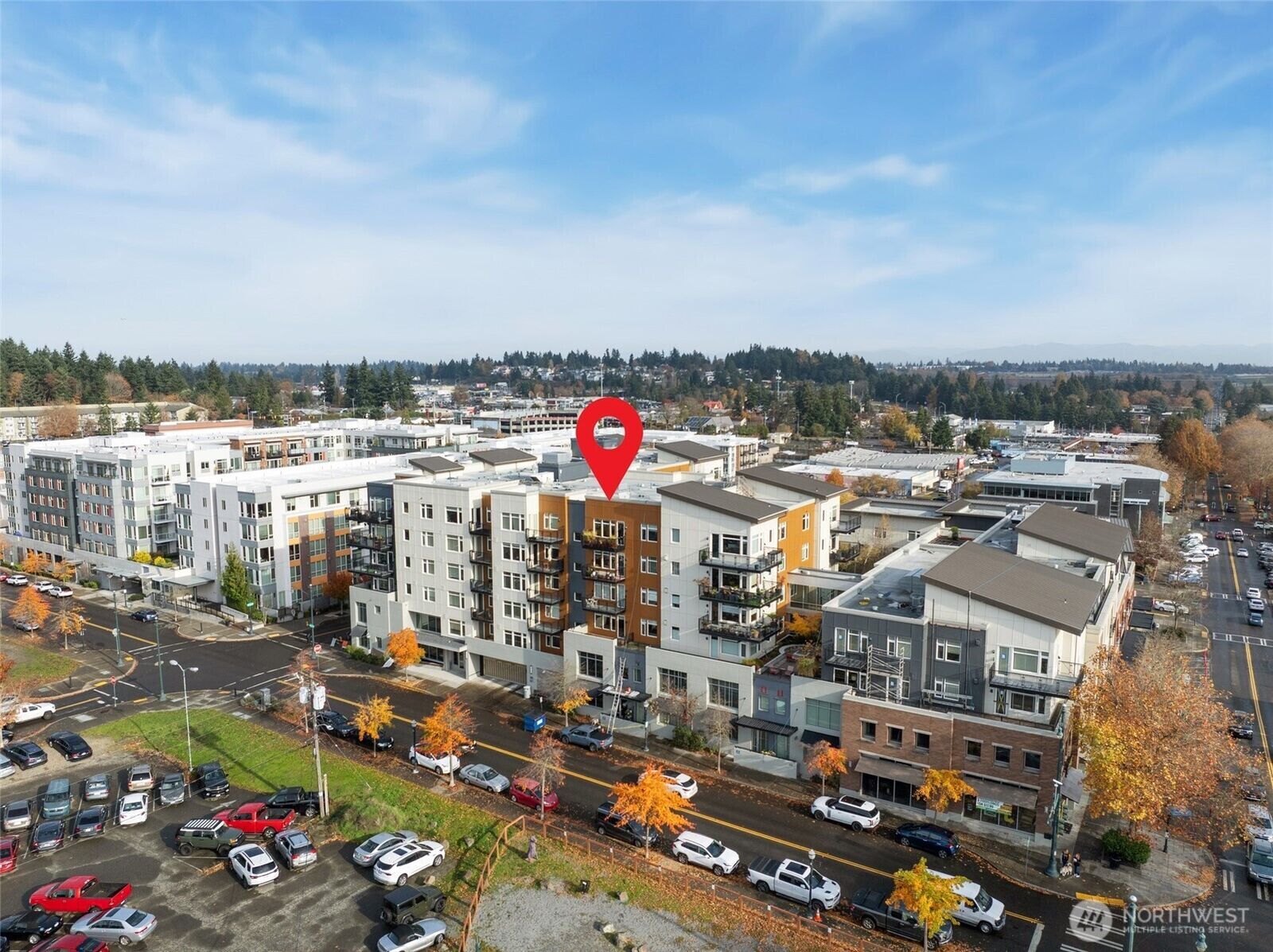 Property Photo:  15100  6th Avenue SW 723  WA 98166 