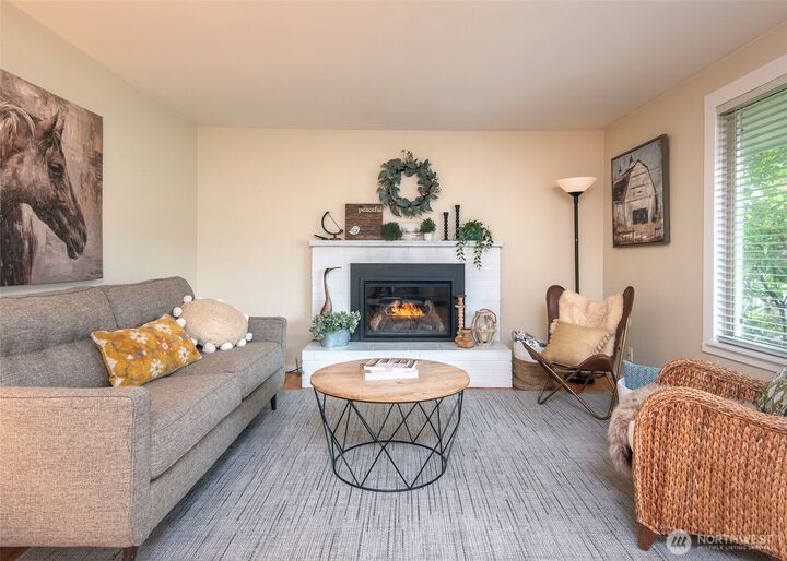 Property Photo:  5514 NE 195th Street  WA 98028 