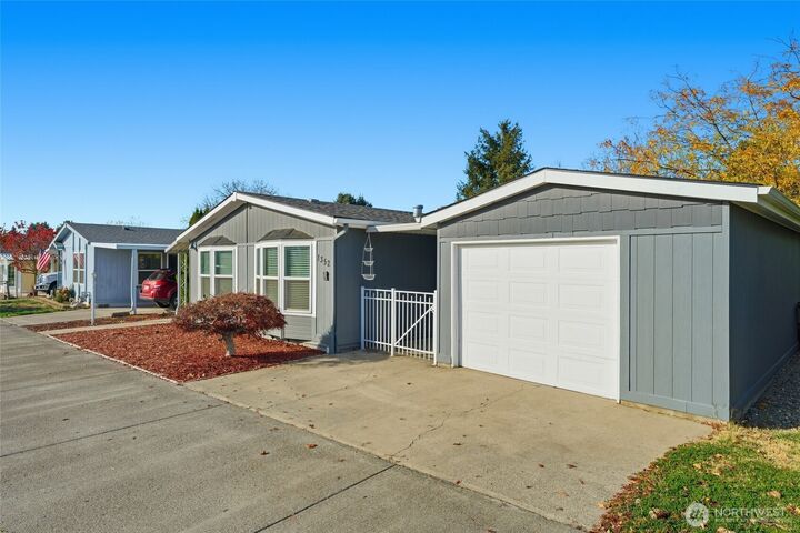 Property Photo:  1352  Rancho Villa  WA 99362 