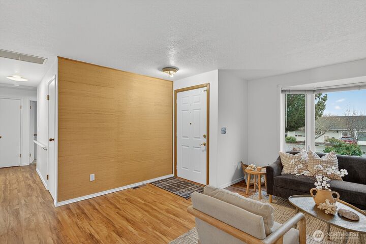 Property Photo: 5610 Rosario Way WA 98221